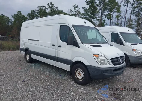 2012 Mercedes-Benz Sprinter 2500 High Roof из США, поврежденный, VIN WD3PE8CB4C5613221